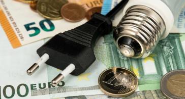 Στα 15,5 λεπτά η κιλοβατώρα από τη ΔΕΗ τον Ιούλιο - Τι ανακοίνωσαν οι άλλοι πάροχοι