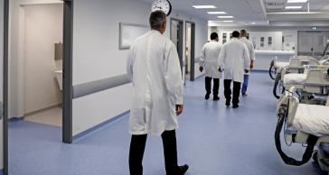 Παγώνη: Προσλήψεις γιατρών και περιορισμός μετακινήσεων σε νησιά θα δώσουν “ανάσα” στο ΕΣΥ