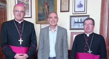 Σύρος: Συνάντηση Λειβαδάρα με τον νέο Αποστολικό Νούντσιο στην Ελλάδα