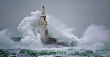 Καιρός: Βροχές, καταιγίδες και ισχυροί άνεμοι - Επικαιροποιήθηκε το έκτακτο δελτίο της ΕΜΥ