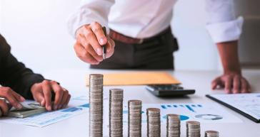 Υπερταμείο: Με τις ευχές της Κομισιόν το νέο πλαίσιο για ευέλικτες προσλήψεις στις ΔΕΚΟ