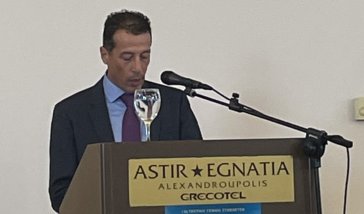 Τιμητική διάκριση για τον Γιάννη Βαμβακούση