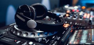 Σύρος: Σύλληψη 34χρονου για ηχορύπανση από επιχείρηση εστίασης