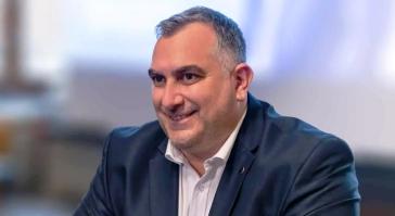 “Τελικά που είναι το Δημαρχείο της Σύρου;”