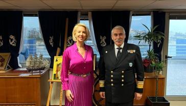 Η Κατερίνα Μονογυιού στη Βουλή για την υποστελέχωση του Λιμεναρχείου Πάρου