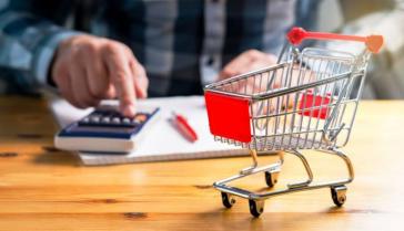 Ακρίβεια: Εντείνουν το πρόβλημα των υψηλών τιμών οι πολυεθνικές - Τι ζητά η κυβέρνηση