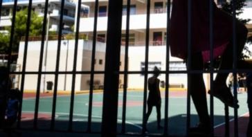 Στο νοσοκομείο δύο 17χρονα παιδιά που κατανάλωσαν χάπια σε σχολείο