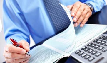 Πώς θα πάρουν φορολογική ενημερότητα όσοι έχουν χρέη - Τι αλλάζει