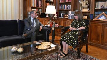 Μητσοτάκης: Παραμένουμε προσηλωμένοι στο μέτωπο της τιθάσευσης των τιμών