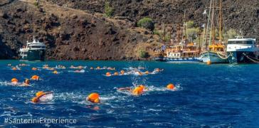 Από το Παρίσι στη Σαντορίνη