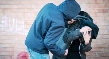 Χρυσοχοΐδης από τη ΔΕΘ: Αρχίζει η λειτουργία του panic button για ανηλίκους και γονείς