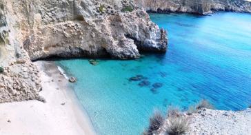 Μήλος: Τραυματίστηκε μέλος πληρώματος πολυτελούς θαλαμηγού