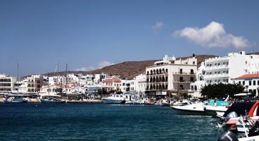 Τήνος: Οδηγός μηχανής παρέσυρε 37χρονη και την εγκατέλειψε