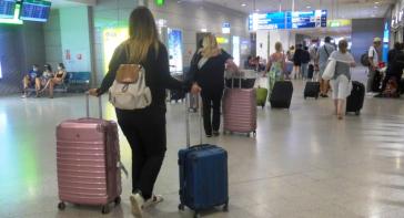 Άγγιξαν τα 37 εκατ. οι διεθνείς αεροπορικές και οδικές αφίξεις στο 11μηνο, +3,4 εκατ. από το 2023