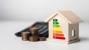 Δημοσιεύτηκε ο οδηγός του «Εξοικονομώ 2025» - Τι περιλαμβάνει, οι προθεσμίες και τα ποσά