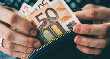 Ποια επιδόματα εντάσσονται στην προπληρωμένη κάρτα