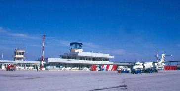 Θρίλερ σε πτήση στη Μυτιλήνη - Αεροπλάνο προσγειώθηκε με ένδειξη φωτιάς στον κινητήρα