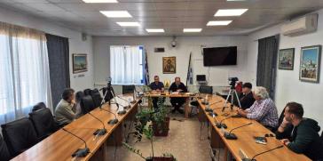 Αντιπαράθεση για τη διαχείριση των αδέσποτων ζώων