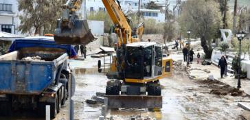 Η σημερινή εικόνα από τις ζημιές στην Πάρο - Γιατί προκλήθηκαν τόσες καταστροφές