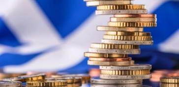 «Κάβα δαπάνες» 2,9 δισ. ευρώ από το 2024 για παροχές ως το 2028