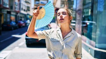 Νέα μελέτη: Η ζέστη δεν πλήττει όλους το ίδιο - «Πιο ευαίσθητες οι γυναίκες»
