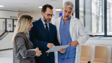 Νοσοκομεία - Αξιολόγηση: Τα sms από τους πολίτες θα ανεβοκατεβάζουν διοικητές