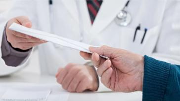 Συνελήφθη για φακελάκι διευθυντής καρδιοχειρουργικής κλινικής - Ζητούσε έως και 5.000 ευρώ