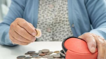 Συντάξεις: Πόσοι κερδίζουν από το «ψαλίδι» στην προσωπική διαφορά