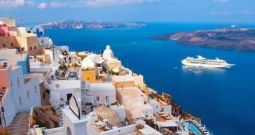 Σαντορίνη: Εσπευσμένα στο νοσοκομείο 67χρονη επιβάτιδα κρουαζιερόπλοιου