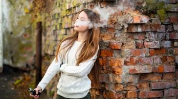 Στοιχεία - σοκ: 1 στα 10 παιδιά καπνίζει