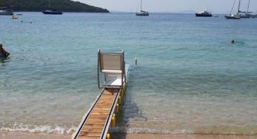 Υποδομές εξυπηρέτησης ΑμεΑ σε παραλίες της Νάξου και της Δονούσας