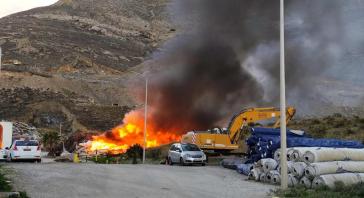 Σύρος: Ξέσπασε φωτιά στον ΧΥΤΑ 