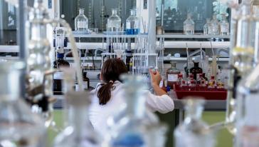 Ελπίδα για θεραπεία επιθετικών παιδικών καρκίνων