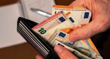 Στα 66 το όριο ηλικίας συνταξιοδότησης από 62 λόγω δημογραφικού