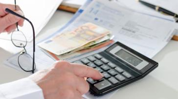ΕΦΚΑ: Ποια χρέη θα παραγράφονται στην 5ετία, τι αλλάζει από το 2026