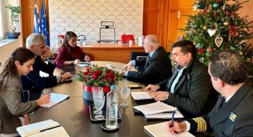 Στο επίκεντρο η ενίσχυση της οικογένειας και της γονεϊκότητας στη νησιωτική χώρα