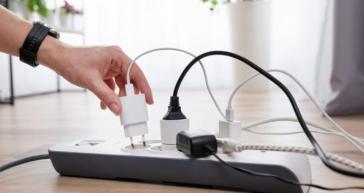 Τα 5 πράγματα στο σπίτι που καίνε ρεύμα όλο το 24ωρο χωρίς να το καταλαβαίνετε