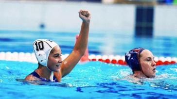 “Βούλιαξε” την Ιταλία και έβαλε πλώρη για τετράδα η εθνική ομάδα πόλο γυναικών