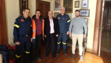 Σύρος: Επίσκεψη στον Δήμο για τον νέο διοικητή της Πυροσβεστικής Νοτίου Αιγαίου