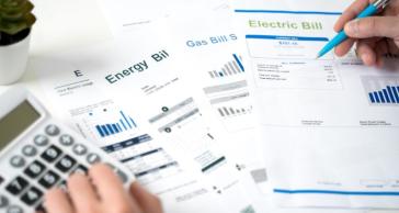 Σε ισχύ τα πορτοκαλί τιμολόγια ρεύματος - Ποιους αφορά, πώς θα γίνονται οι χρεώσεις