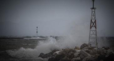 Καιρός: Βροχές και καταιγίδες με ισχυρούς ανέμους