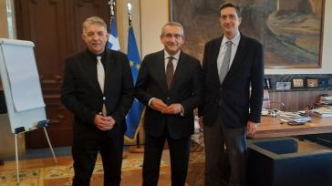 Στο επίκεντρο η ανάπτυξη των νοσοκομείων Σύρου και Νάξου