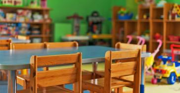 Παράταση εγγραφών σε νηπιαγωγεία και δημοτικά σχολεία