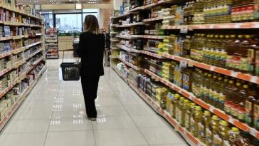 Το 52% των ελληνικών νοικοκυριών δηλώνει οικονομικά χειρότερα σε σχέση με το παρελθόν