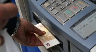 ΔΥΠΑ: Νωρίτερα οι πληρωμές για επιδόματα και Δώρο Πάσχα