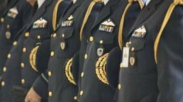 Νέα τροπολογία για τα αναδρομικά των ένστολων 