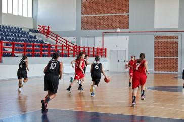 Ήττα της Ερμούπολης από τον Περιστεριώνα 