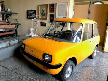 Το ENFIELD 8000 στην τεχνόπολη στο Γκάζι 