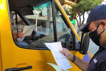 Ενημερωτικά φυλλάδια οδικής ασφάλειας σε γονείς και μαθητές του Ν. Αιγαίου