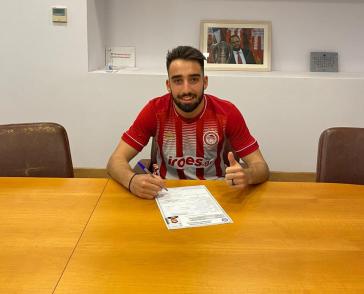 Επαγγελματίας με τον Ολυμπιακό ο Νίκος Φρέρης 